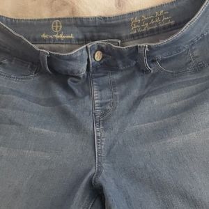 Hot In Hollywood jeans